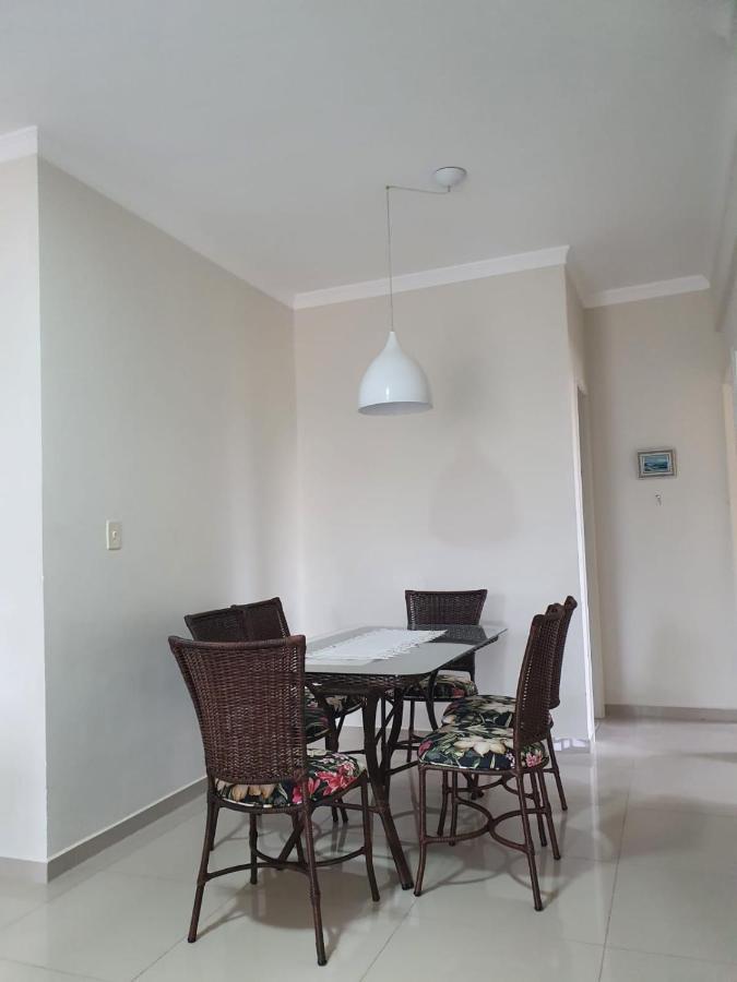 Apartamento 3 Quartos 8 Pessoas A 50 Mts Da Praia De Bombas, A 100M Da Passarela Do Ribeiro Bombinhas Eksteriør billede