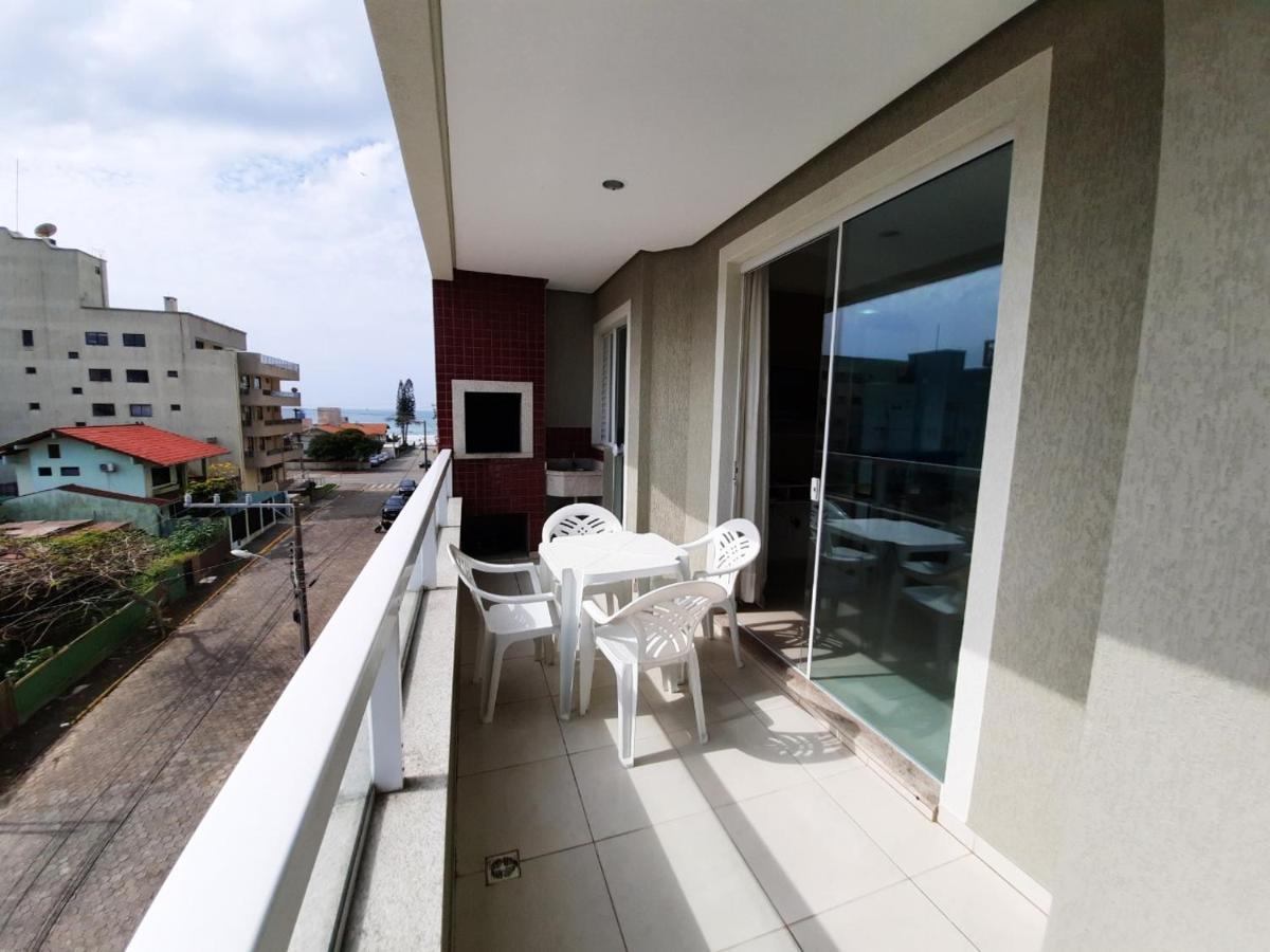 Apartamento 3 Quartos 8 Pessoas A 50 Mts Da Praia De Bombas, A 100M Da Passarela Do Ribeiro Bombinhas Eksteriør billede