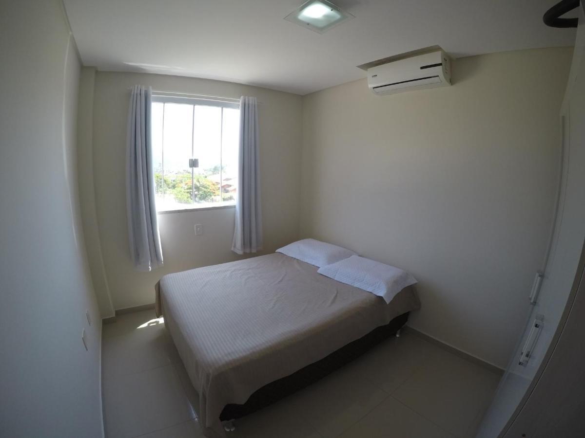 Apartamento 3 Quartos 8 Pessoas A 50 Mts Da Praia De Bombas, A 100M Da Passarela Do Ribeiro Bombinhas Eksteriør billede